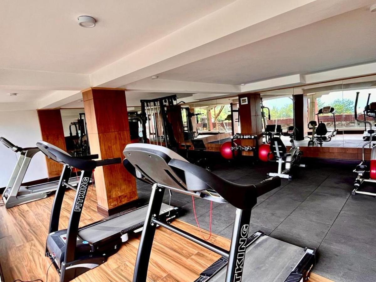 Denzong Regency- Luxury Mountain Retreat Spa & Casino Gangtok Bagian luar foto